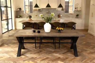 kendal-reclaimed-oak-dining-table